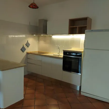 Anime Sante Tatil Evi