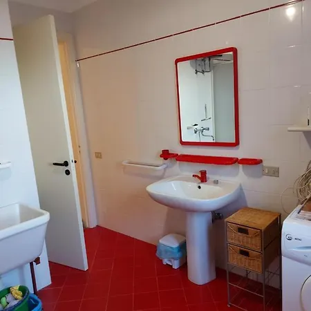 Anime Sante Tatil Evi *