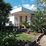 Anime Sante Tatil Evi Otranto