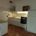Anime Sante Tatil Evi